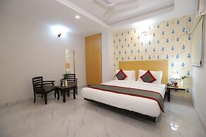 Hotel The Anvi Residency Sector 132