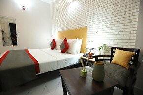 Hotel The Anvi Residency Sector 132