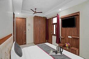 Hotel The Anvi Residency Sector 132