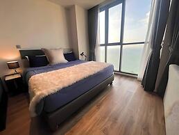 Luxury Sea View - High Floor