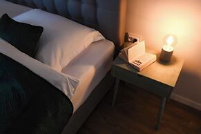 Tweet apartments