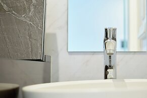 The under suite residence Ikebukuro by Tranova