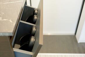The under suite residence Ikebukuro by Tranova