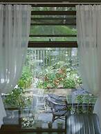 Blooming Lotus Hostel