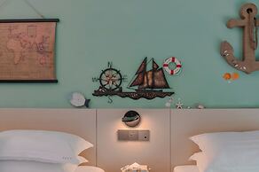Blooming Lotus Hostel