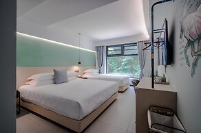 Blooming Lotus Hostel