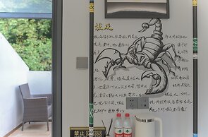 Blooming Lotus Hostel