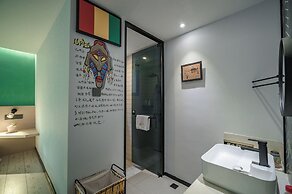 Blooming Lotus Hostel