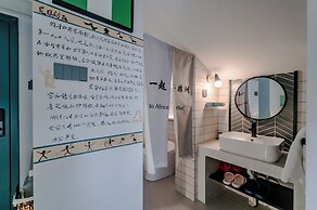 Blooming Lotus Hostel
