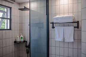 Blooming Lotus Hostel