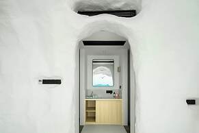 Miyue Santorini Seaview Resort Hotel
