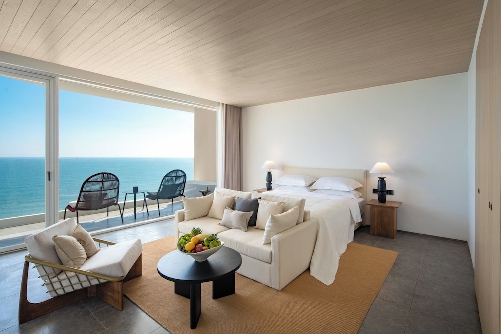 Miyue Santorini Seaview Resort Hotel