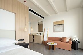 Miyue Santorini Seaview Resort Hotel