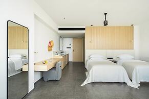 Miyue Santorini Seaview Resort Hotel