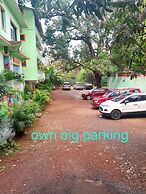 Hotel Krish Baga