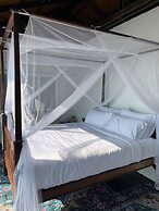 4000Dao-A Hilltop Hideaway Experience