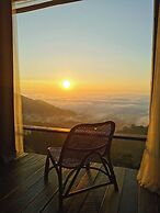 4000Dao-A Hilltop Hideaway Experience