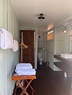 4000Dao-A Hilltop Hideaway Experience