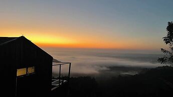 4000Dao-A Hilltop Hideaway Experience
