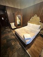 White Star Line Hotel