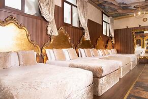 White Star Line Hotel