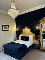 White Star Line Hotel