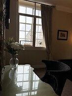 White Star Line Hotel