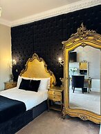 White Star Line Hotel