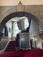 White Star Line Hotel