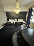 White Star Line Hotel