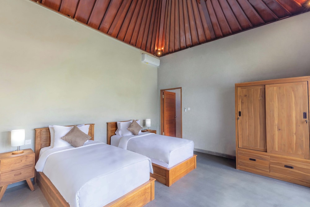 Tumbu Retreat
