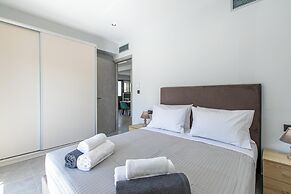 Neaira Apartments