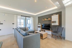Neaira Apartments