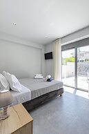 Neaira Apartments