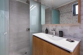 Neaira Apartments