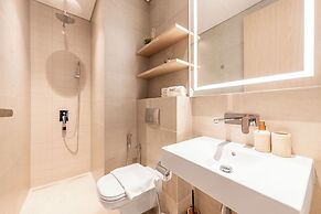 JVC Gem 2BR w maidsroom - Oakley Square