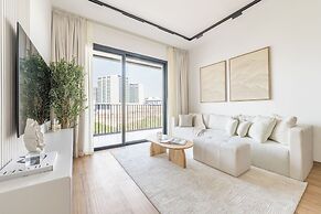 JVC Gem 2BR w maidsroom - Oakley Square