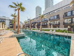 JVC Gem 2BR w maidsroom - Oakley Square