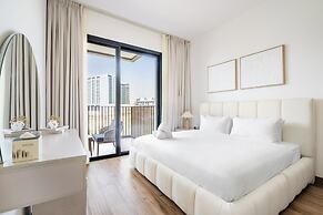 JVC Gem 2BR w maidsroom - Oakley Square