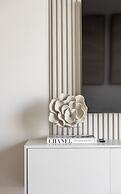 JVC Gem 2BR w maidsroom - Oakley Square