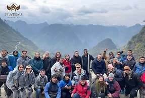 Plateau Travel