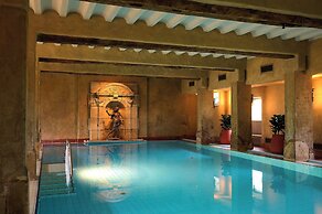 Corneli Residences Château St. Gerlach