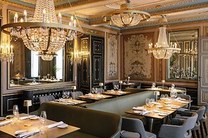Corneli Residences Château St. Gerlach