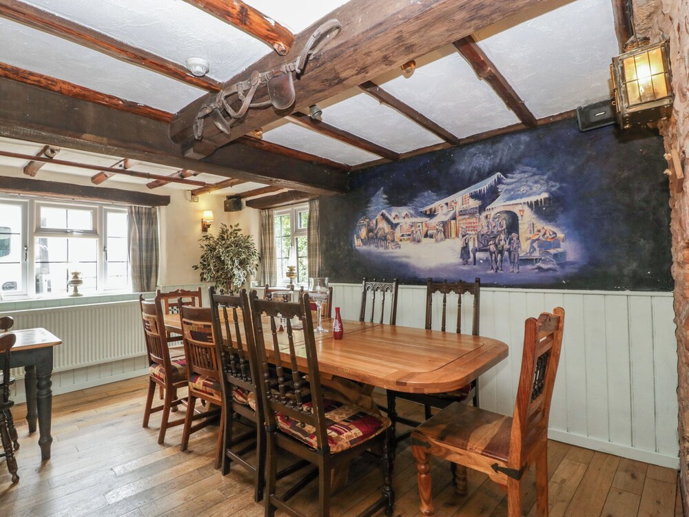 Penny Farthing Inn