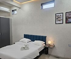 HOTEL BLUEBERRY