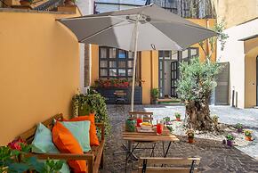 Essence Collection Hotel