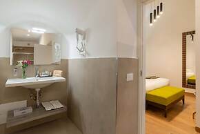 Essence Collection Hotel