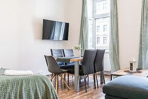 Cozy Longstay Room in a Central Location