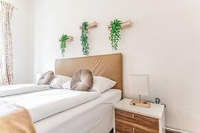 Cozy Longstay Room in a Central Location