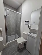 Hullywood Rooms